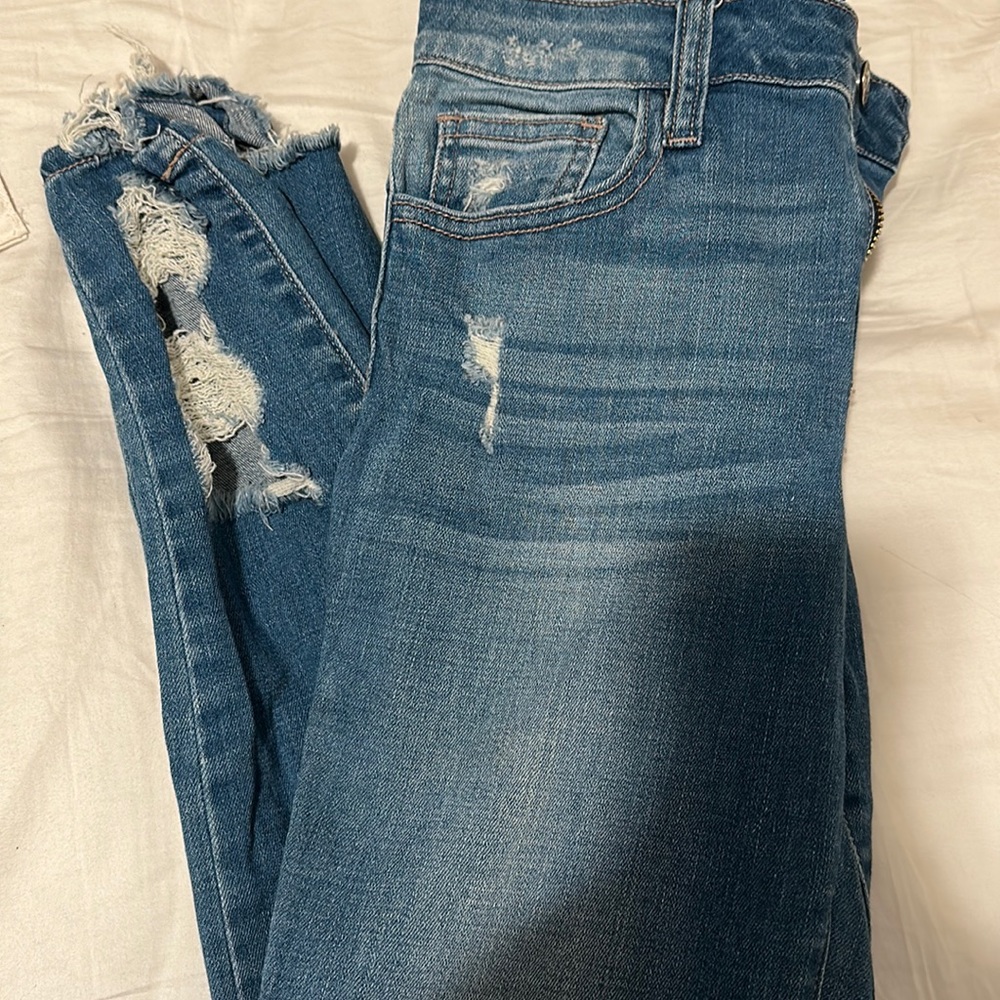 Stretchy and distressed